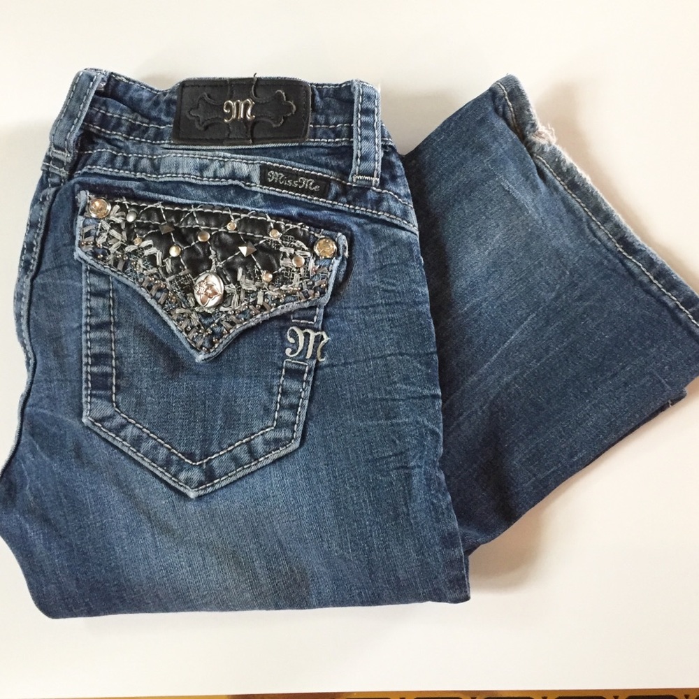 Miss Me Woman’s Jeans Size 25